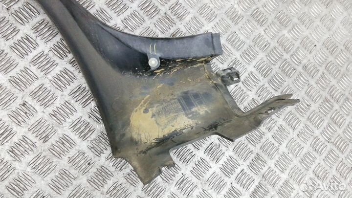 Молдинг крыла заднего левого BMW X5 E53