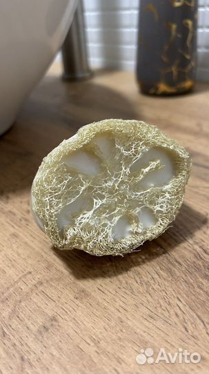 Натуральное массажное мыло с люффой