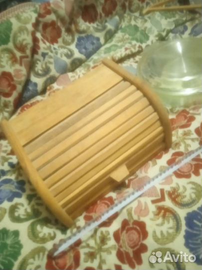 Хлебница деревянная