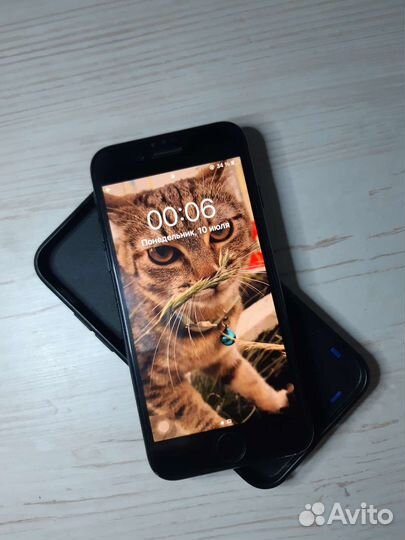 Мобильные телефоны бу iPhone 7