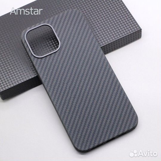 Чехлы на телефон