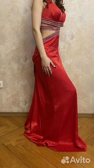 Платье на выпускной в пол