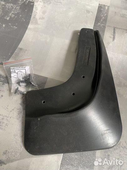 Брызговик ford focus 2