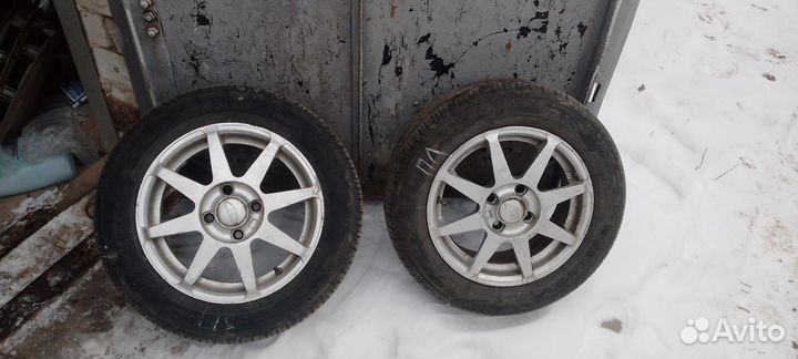 Yokohama 104ZR 185/60 R14 82H