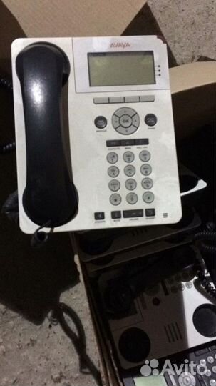 Телефон avaya