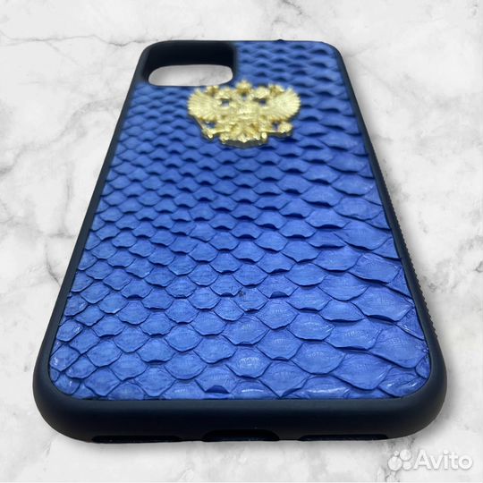 Кожаный чехол на iPhone 11 Pro герб РФ