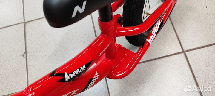 Беговел breeze 14 колеса