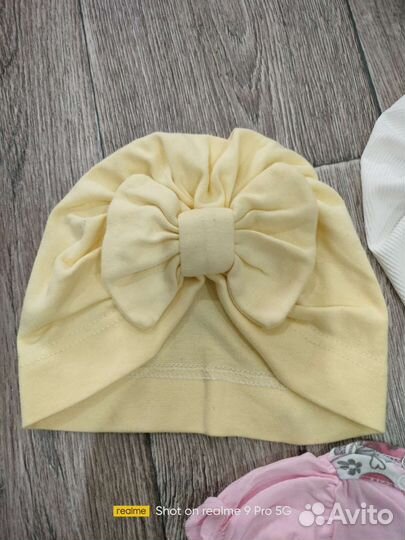 Шапочки для малышки