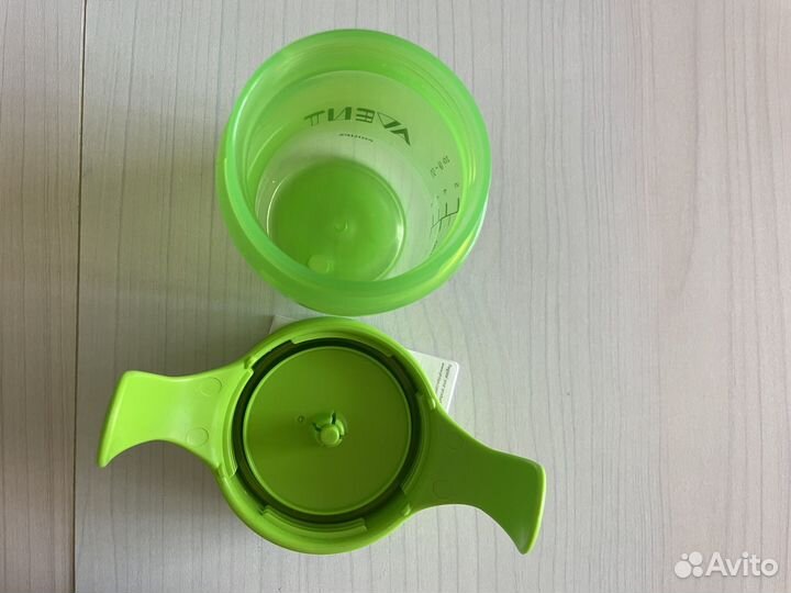 Поильник-непроливайка avent