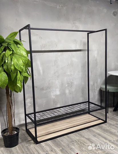 Вешалка напольная в стиле лофт