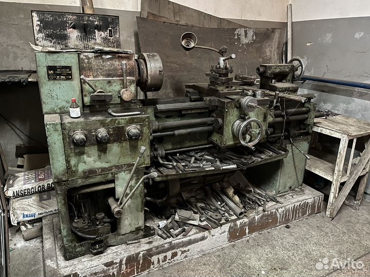 Токарный станок ит-1М