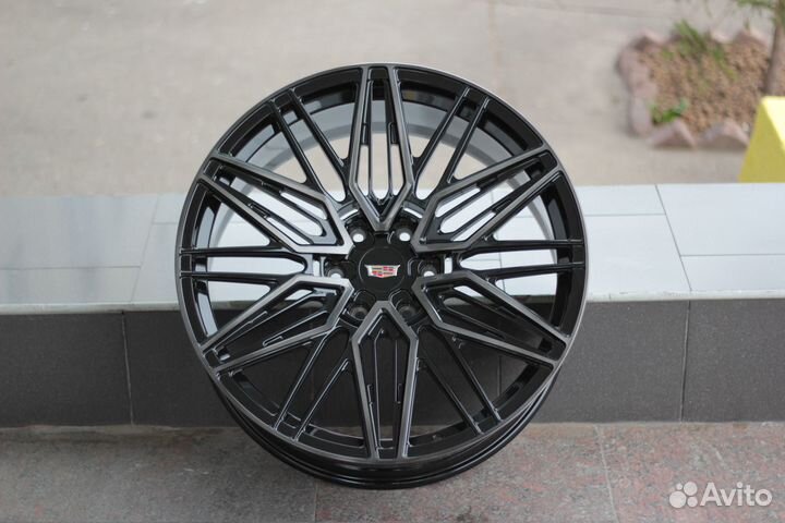 Кованые диски R22 GT Forged на Dodge Ram 1500