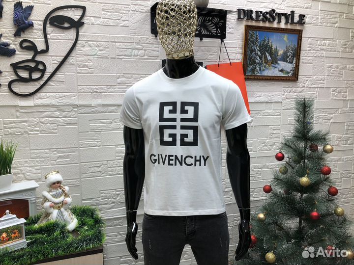 Футболка givenchy