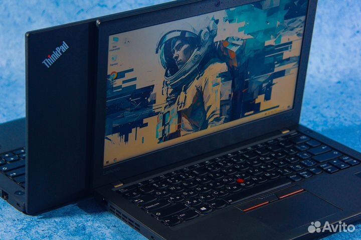 Lenovo ThinkPad X270/12.5/TN/HD/Core i5/8Gb/SSD