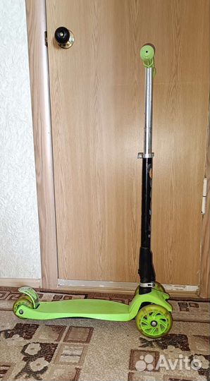 Самокат детский трехколесный