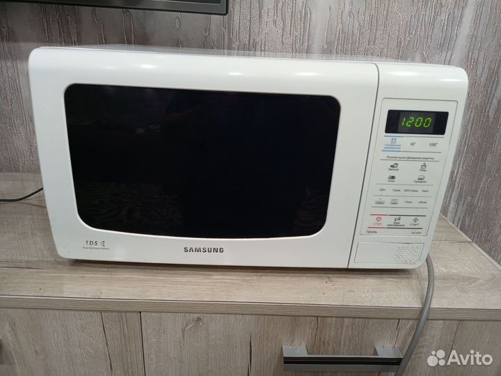 Микроволновая печь Samsung GE773KR