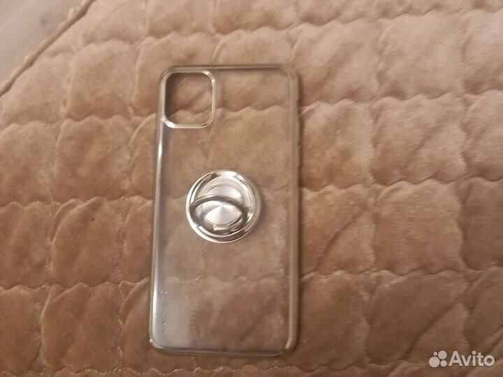 Чехол на iPhone