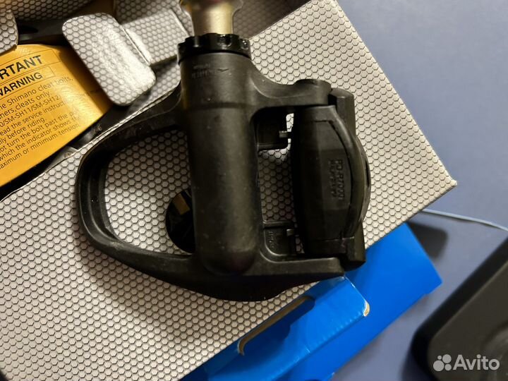 Педали шоссе Shimano 105 PD-R7000 SPD-SL