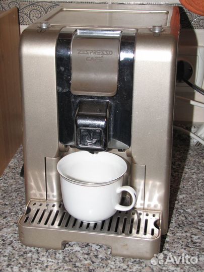 Кофемашина ZE-presso