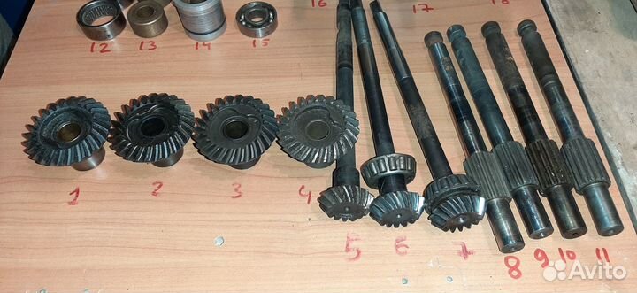 Запчасти к лодочному мотору Вихрь