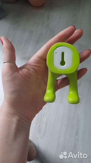 Вешалка IKEA для детских вещей