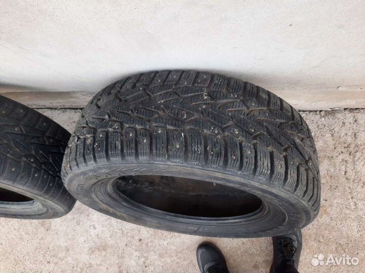 Nokian Tyres Hakkapeliitta 7 215/60 R16 99T