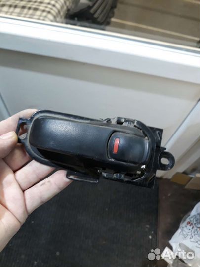 Тиида Ручка двери внутренняя правая Tiida C11