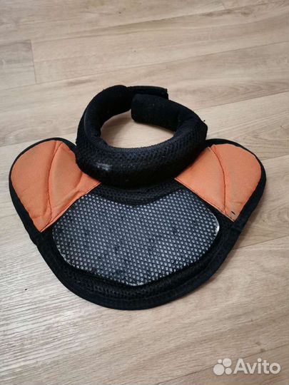 Защита шеи вратарская