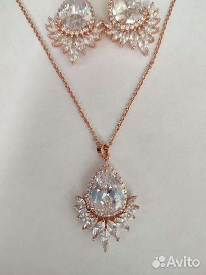 Цепочка и серьги бижутерия