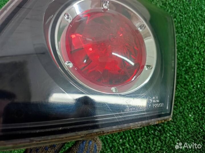 Фонарь задний внутренний правый Mazda 3 (BK) 2005