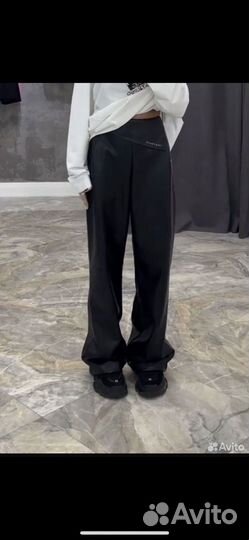 Кожаные брюки Nestrogo