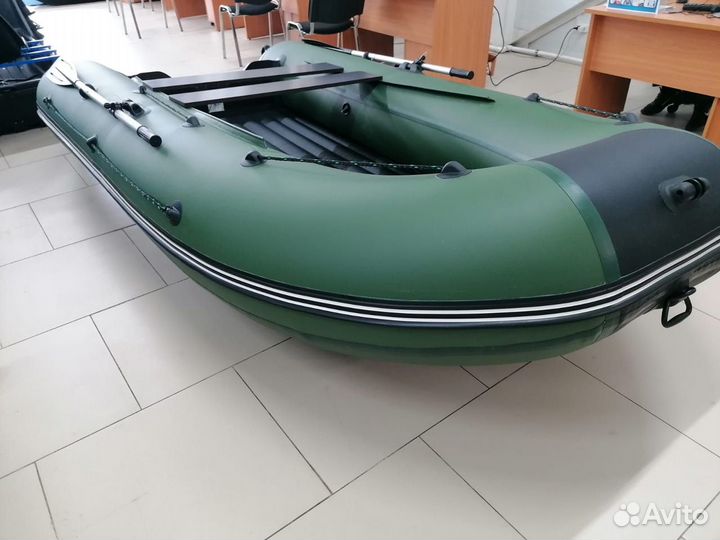 Лодка пвх Triton Air 330 зелено-черная