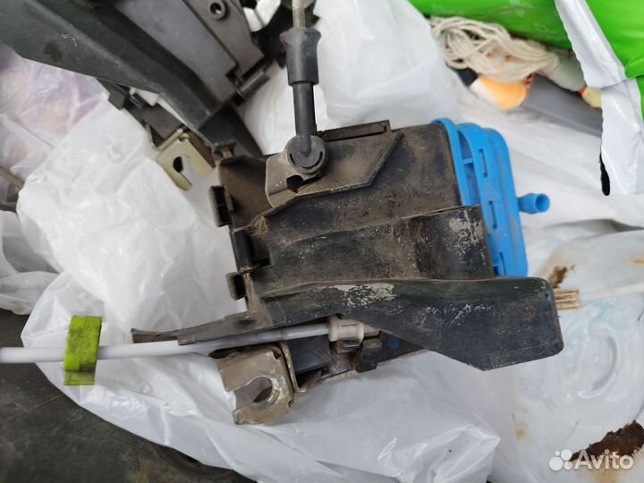 Замки дверей Audi a6 c4