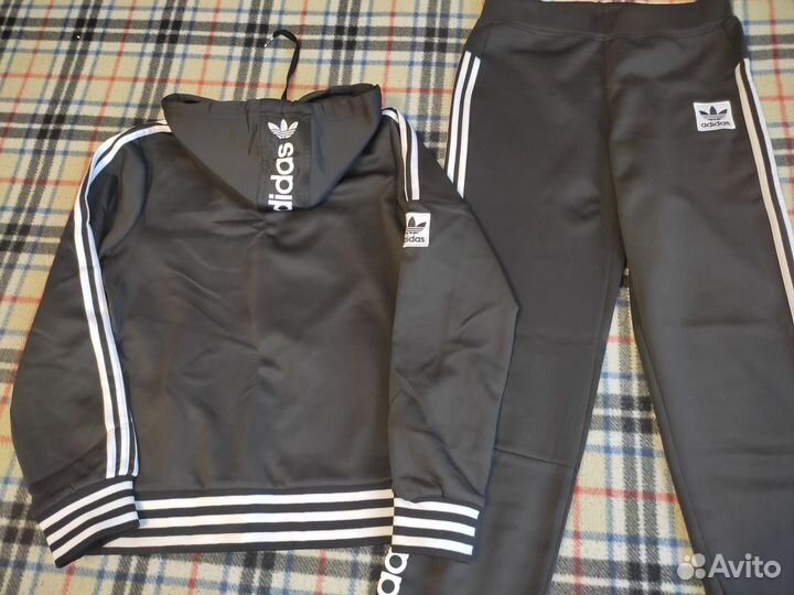 Костюм спортивный Adidas, р.46