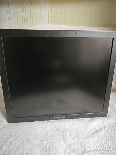 Монитор samsung SyncMaster 970p