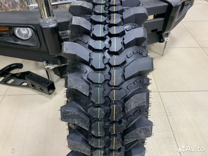 CST CL28 32/10.5 R16