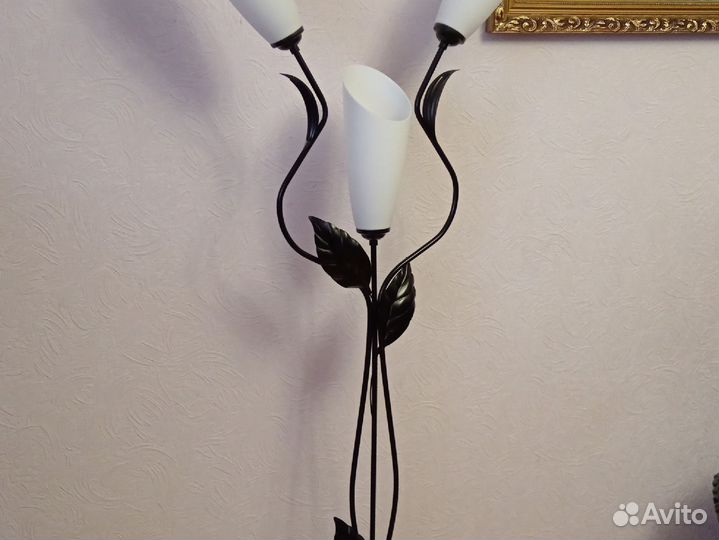 Торшер напольный