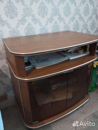 Тумба под телевизор