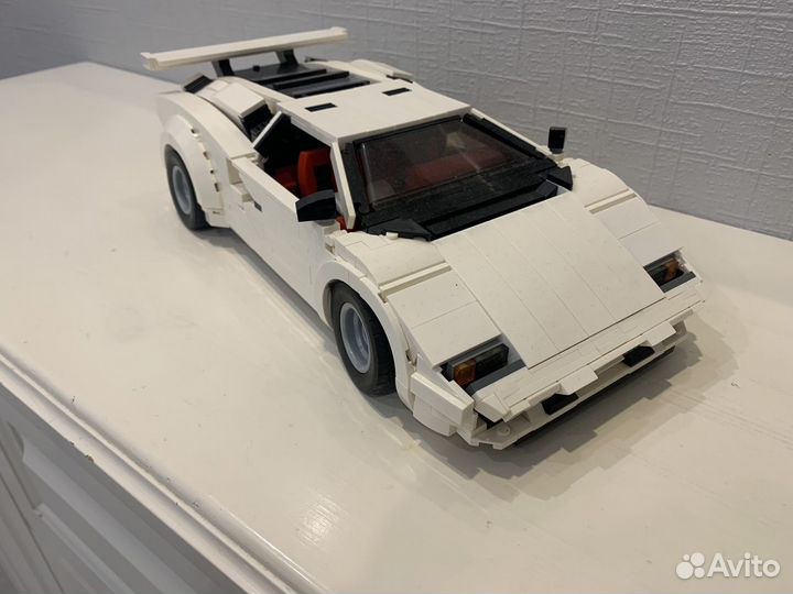 Lamborghini countach из лего