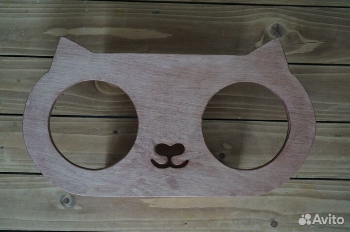 Кормушка для кошки, подставка для мисок