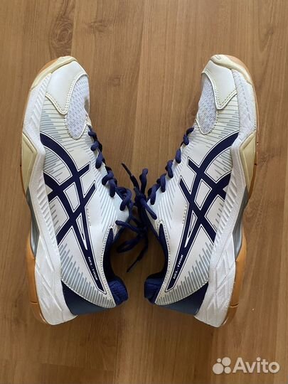 Волейбольные кроссовки asics женские 41