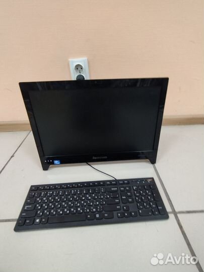 Моноблок Lenovo c240