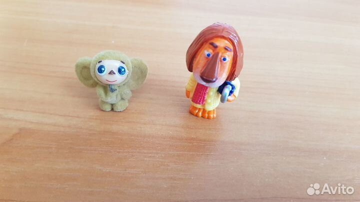 Игрушки из шоколадных яиц