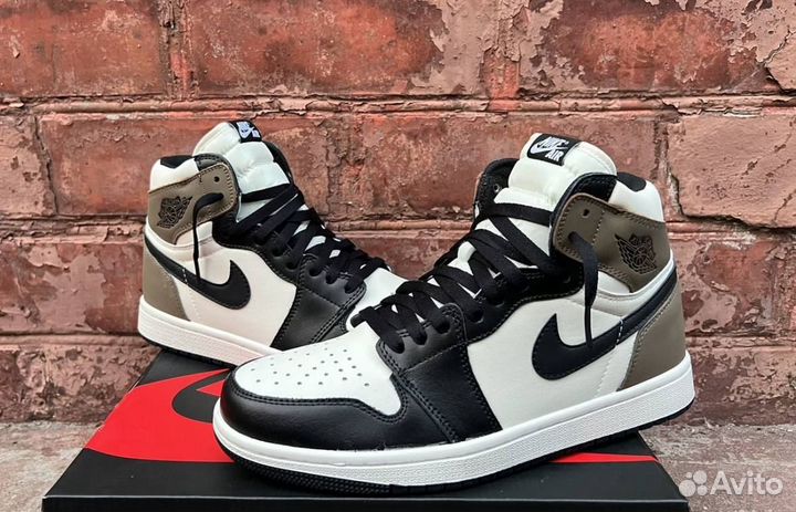 Nike Air Jordan 1 Retro High Dark Mocha