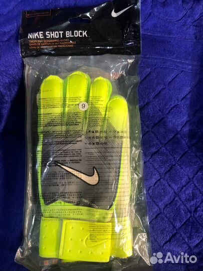 Вратарские перчатки nike
