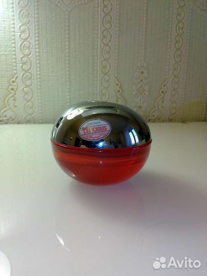 Dkny red delicious