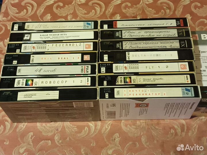 Видеокассеты