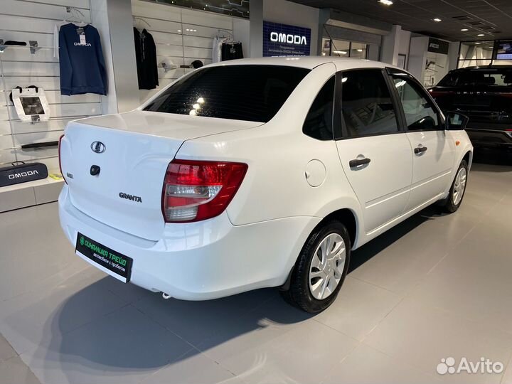 LADA Granta 1.6 МТ, 2017, 132 394 км