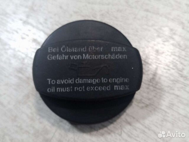 Крышка маслозаливной горловины Mercedes-Benz W220