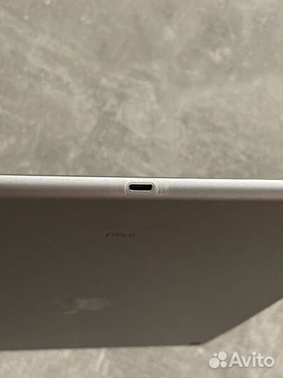 iPad Pro 12.9 2 поколения